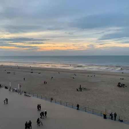Appartement In Mariakerke With Stunning Sea View Oostende